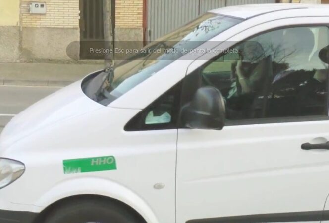 FURGONETA Y CALDERA FUNCIONANDO POR ELECTROLISIS CON AGUA ANTE NOTARIO