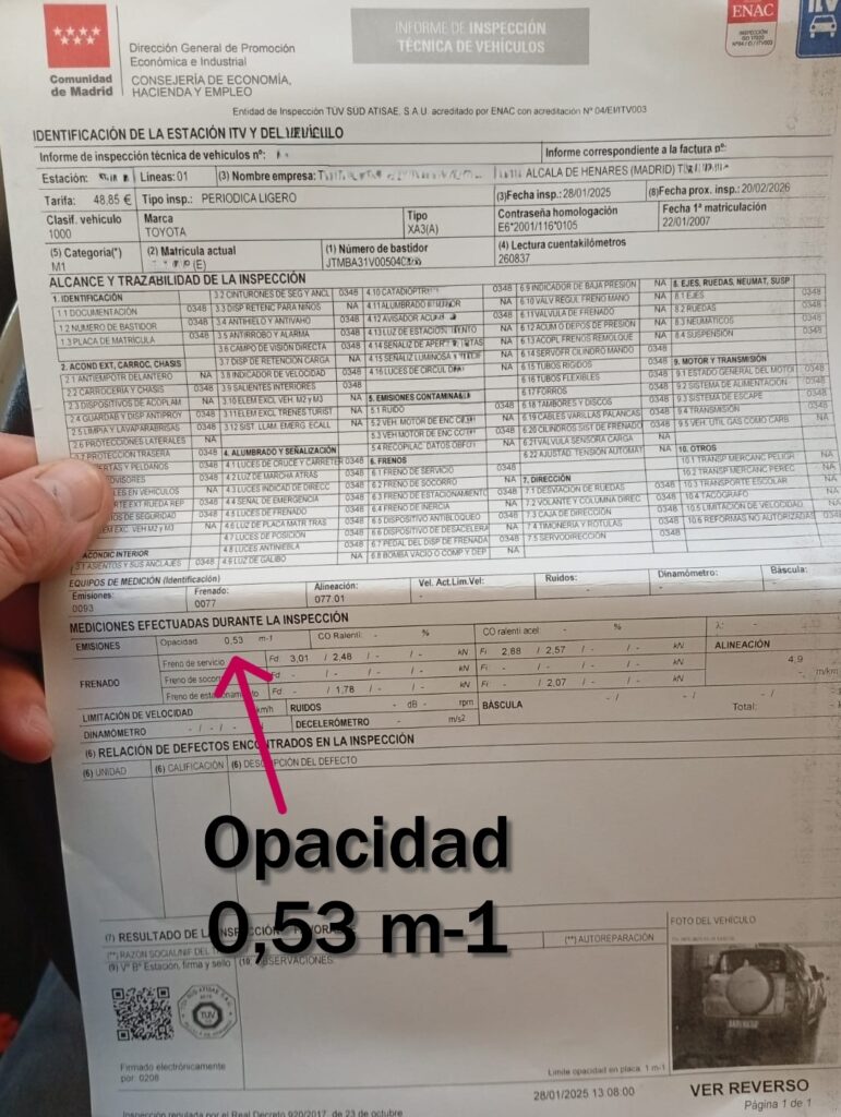 Informe de la ITV del Toyota RAV4 diésel del 28 de enero de 2025, con la opacidad de 0,53 m-1 señalada